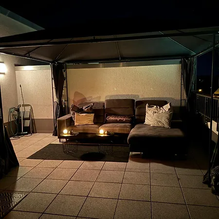 Lägenhet Luxus Penthouse Mit Wellness Dachterrasse Rödermark